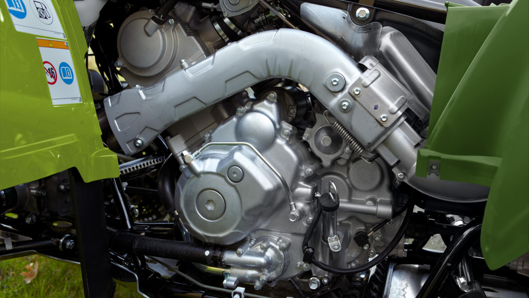 Двигатель с одним верхним распределительным валом (SOHC) MK II объёмом 686 куб. см 